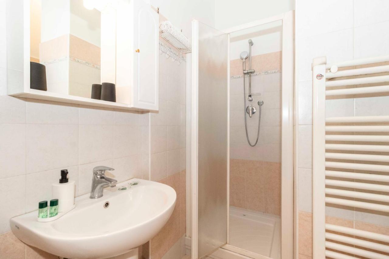 Turin Mm Spezia Mini Apartment Ngoại thất bức ảnh
